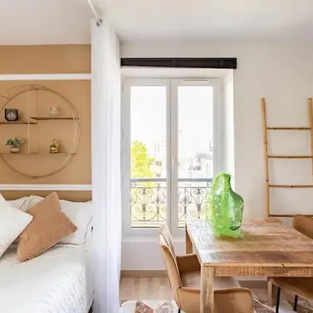 Le Studio Parisien Boissy-Saint-Leger Exterior photo